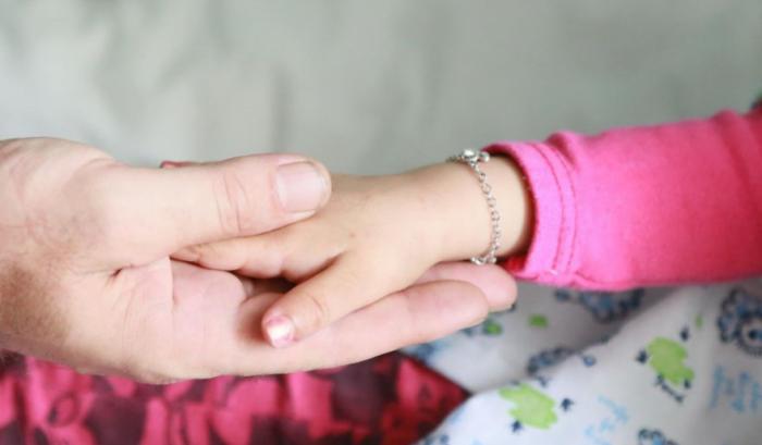 Ils se déguisent en super-héros pour redonner le sourire aux enfants hospitalisés | #8