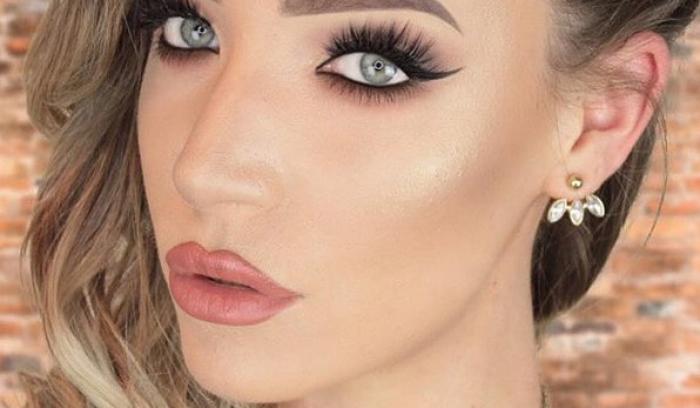 22 photos qui montrent que l'eyeliner va à toutes les femmes | #20