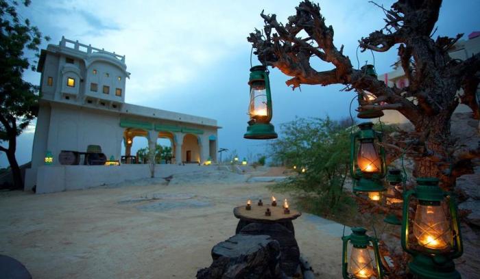 Le Lakshman Sagar en Inde est sûrement l'un des plus beaux hôtels du monde | #5