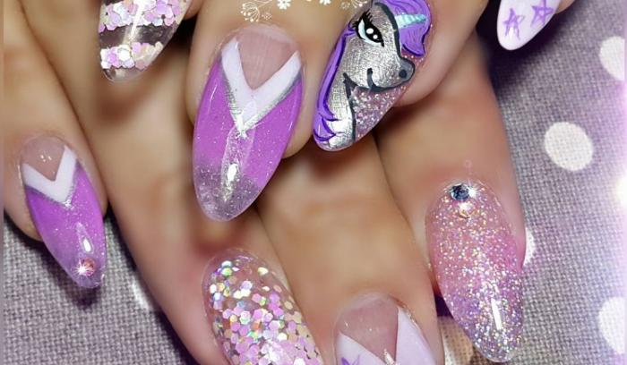 18 nail arts licorne qui nous font revenir quelques années en arrière (et ça fait du bien) | #11