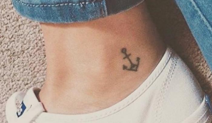 22 tatouages ancres qui vous rappelleront de rester bien amarré | #13