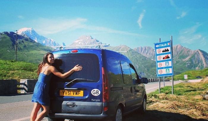 Cette jeune femme a transformé sa camionnette pour que ses rêves de voyage deviennent réalité | #2