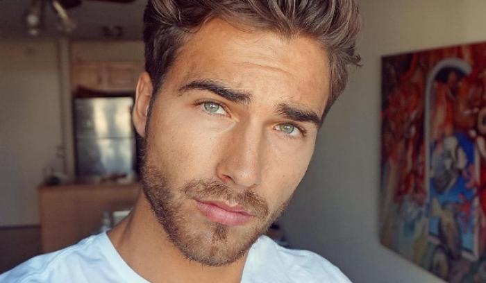 Les 21 selfies masculins les plus sexy de l'année vont vous donner très chaud | #5