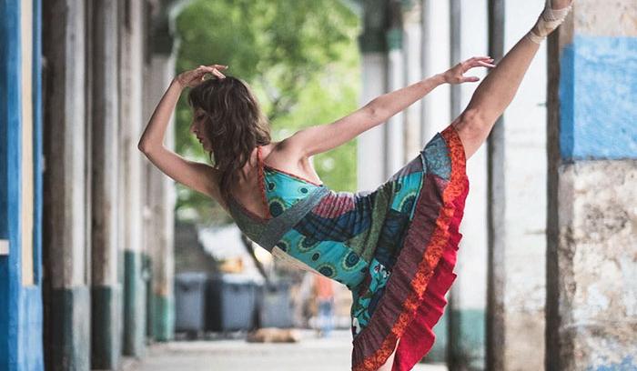 Des danseurs de ballet dansent dans les rues de Cuba | #6