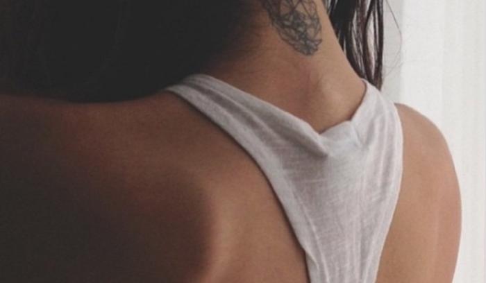 17 tatouages sur la nuque qui vont vous inspirer | #12