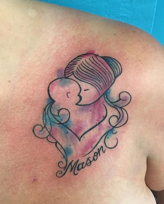 18 Tatouages De Maman Qui Vous Permettront De Garder Vos Bebes Avec Vous Partout Ou Vous Irez So Busy Girls