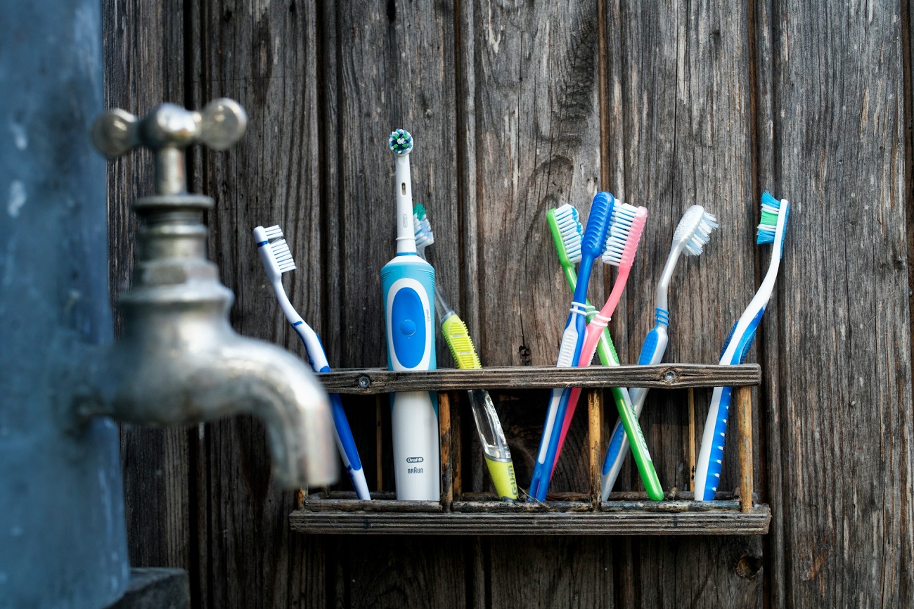 Les avantages d'utiliser une brosse à dents connectée
