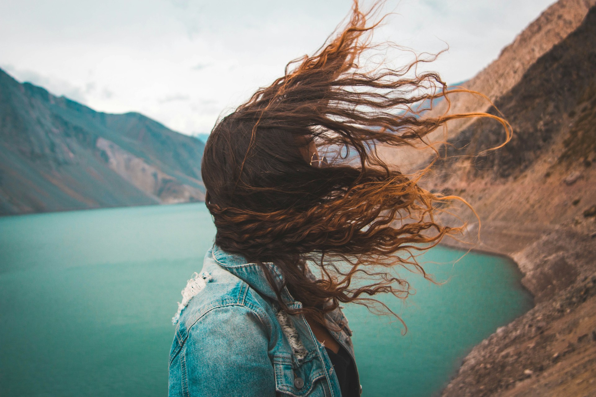 Astuce pour faire sécher ses cheveux à l'air libre.