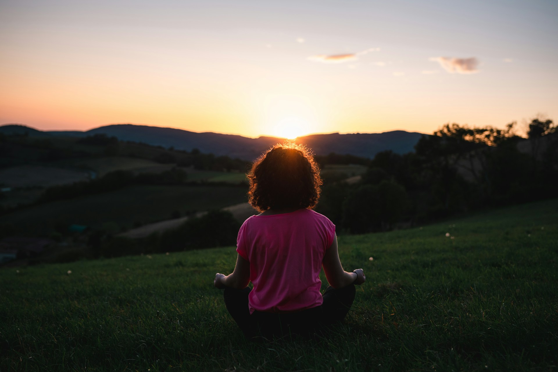 Pourquoi la méditation rend plus heureux.