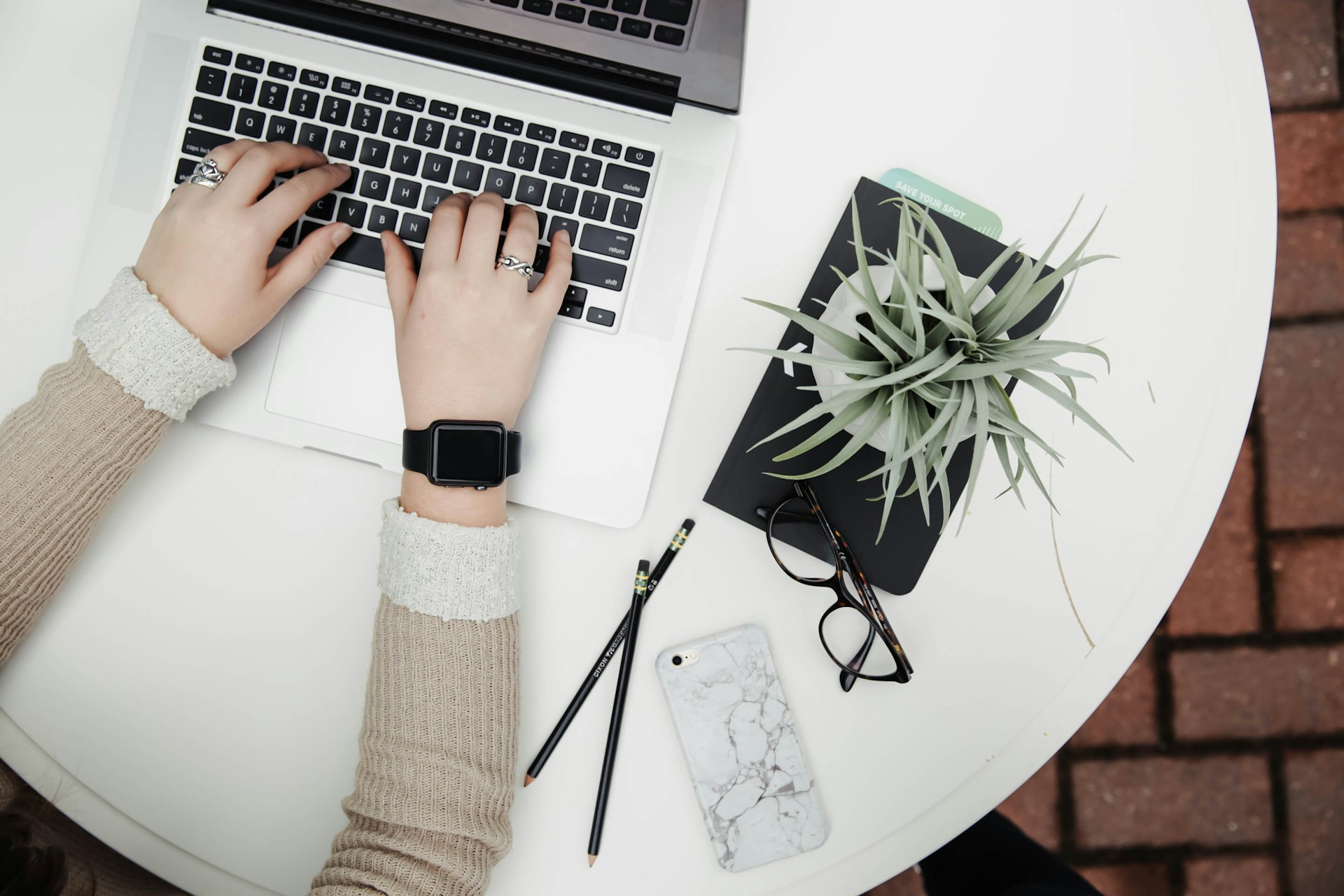 Qualités des personnes intelligentes au travail.