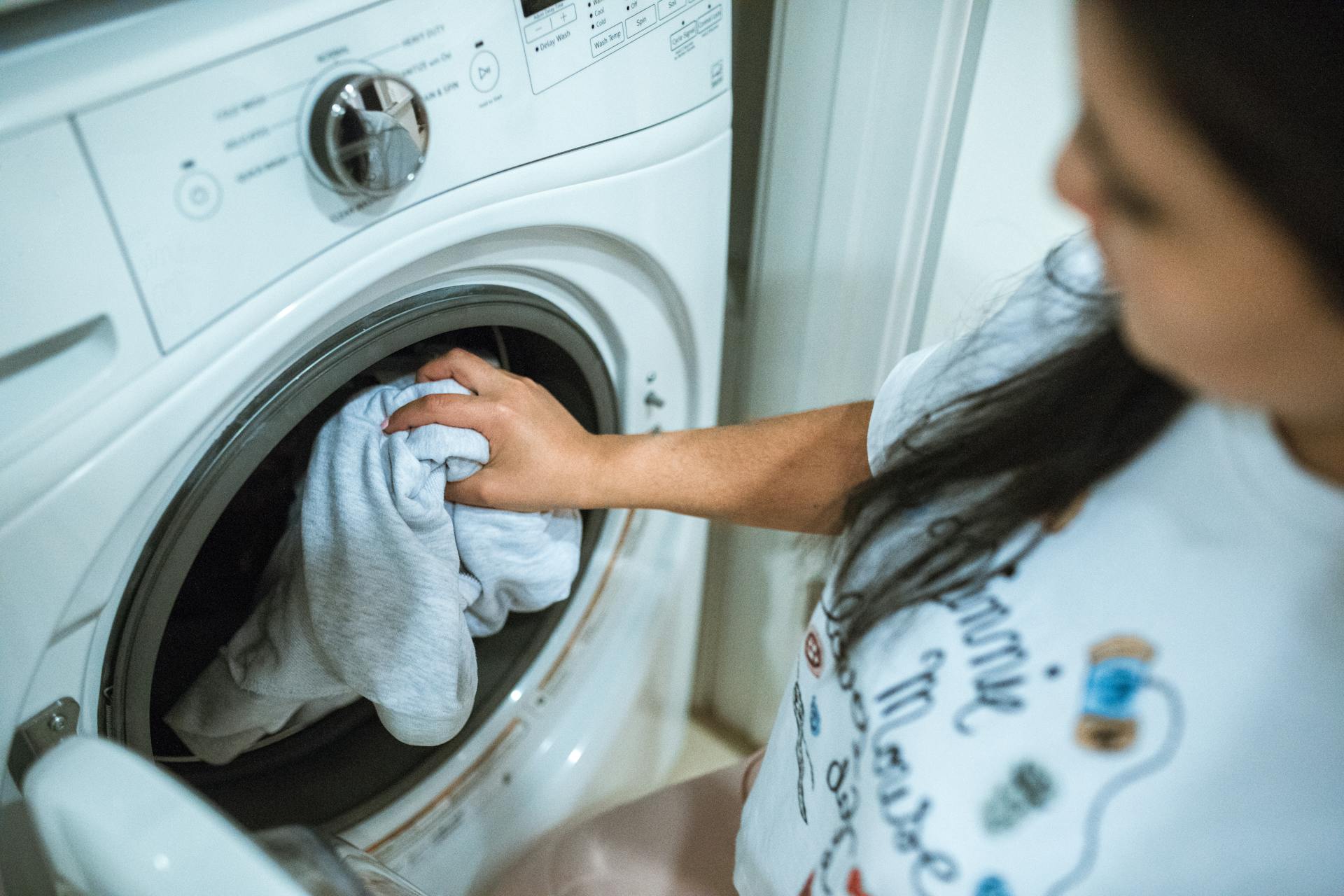 Comment nettoyer sa machine à laver ? Astuce facile et pas cher.