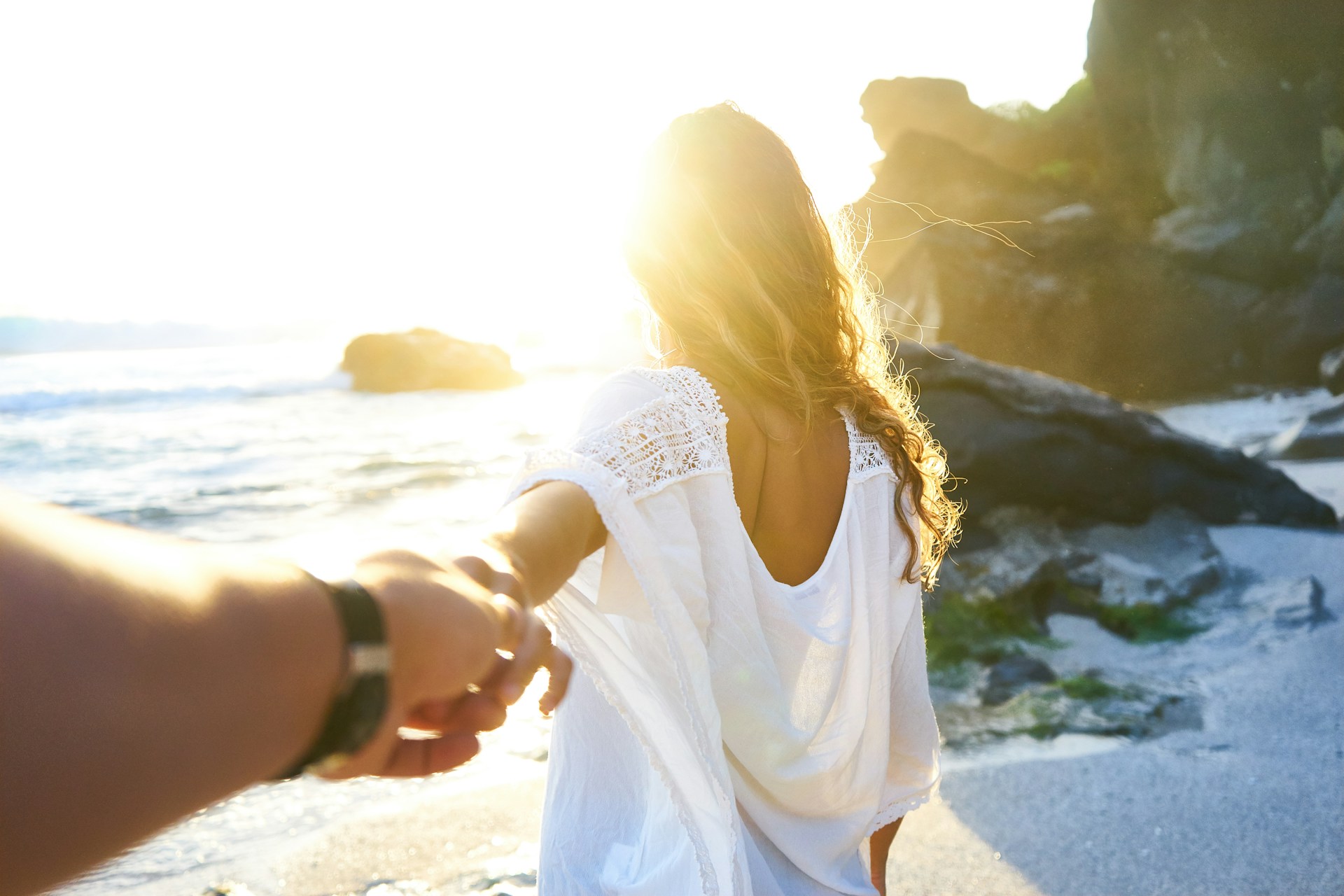 Comment faire un gommage pour cheveux ? La recette maison et naturelle.