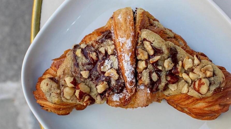 Recette maison de crookie facile : ce mélange entre croissant et cookie