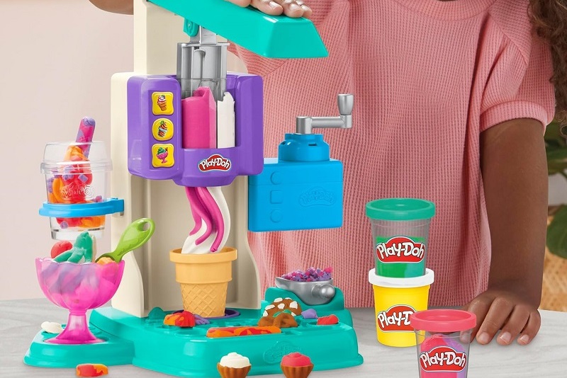 Le coffret Play-Doh Mes glaces arc-en-ciel : le cadeau parfait pour des enfants créatifs