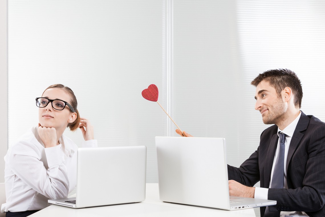 Couples qui se forment au travail