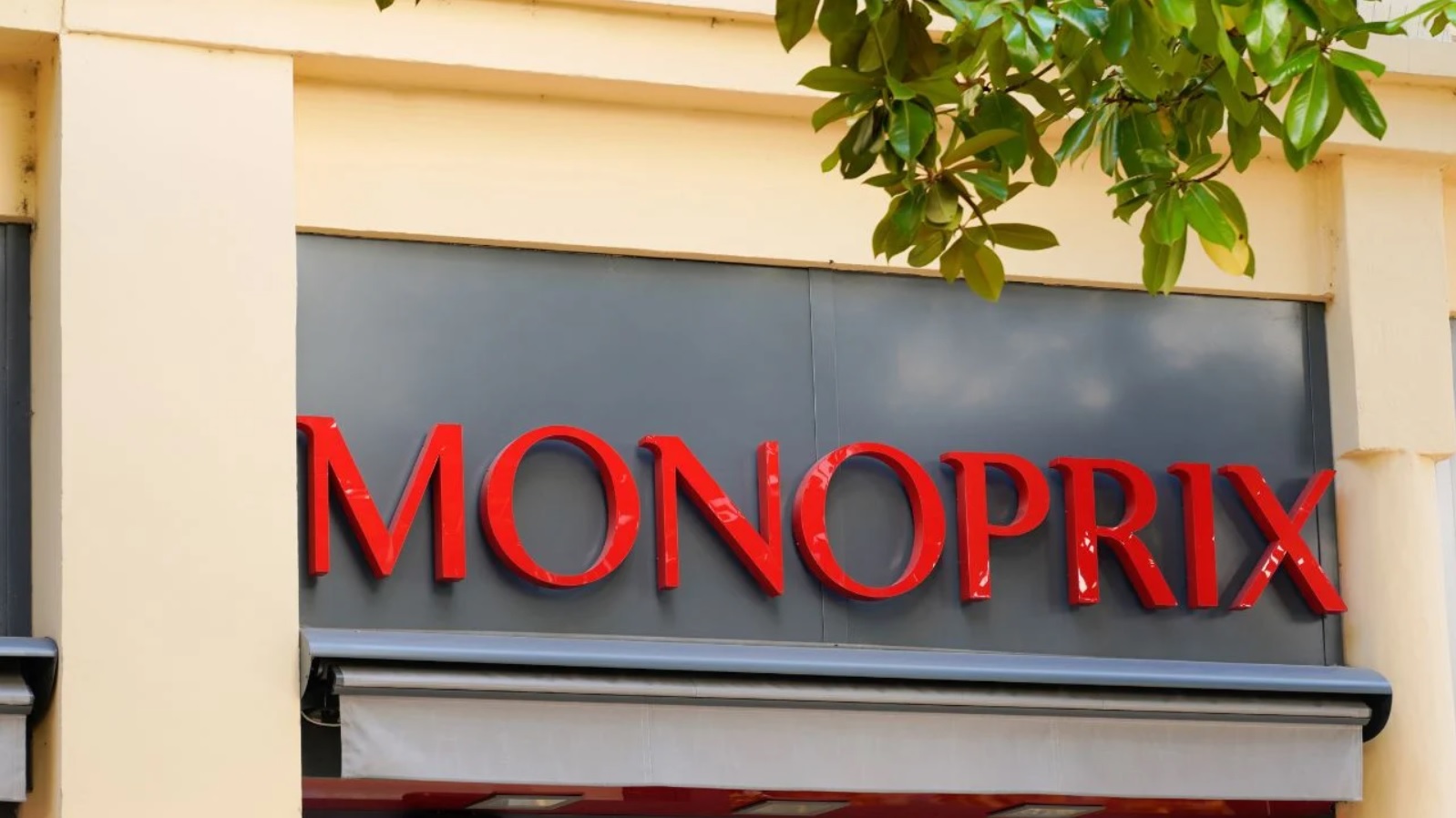 Pourquoi Monoprix ferme ?