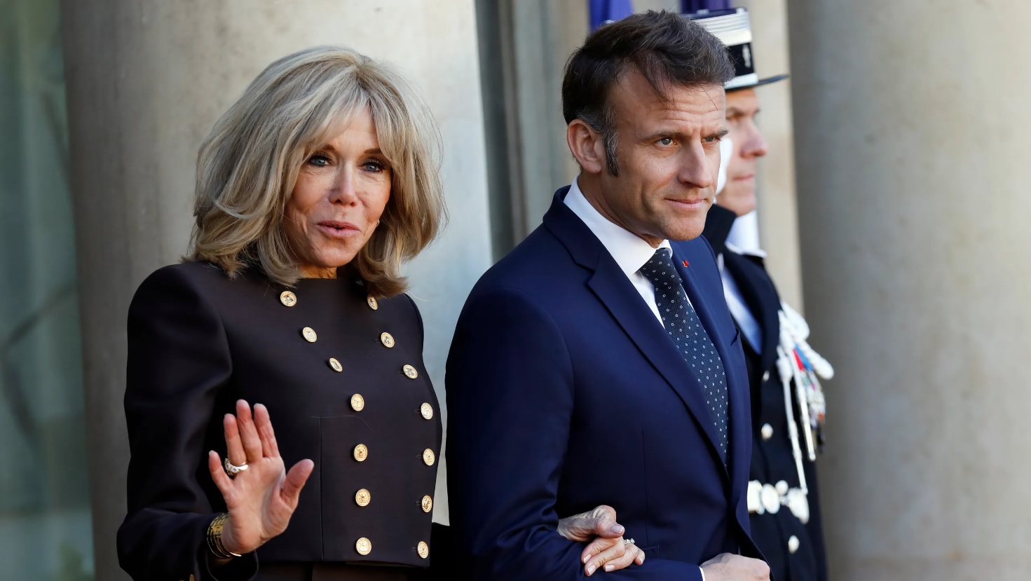 Obs&egrave;ques de Brigitte Bardot&nbsp;: pourquoi Emmanuel et Brigitte Macron ont &eacute;t&eacute; pri&eacute;s de ne pas venir