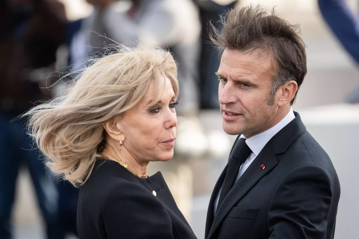 Je suis fatigu&eacute;e&nbsp;: derri&egrave;re la dignit&eacute; de Brigitte Macron, une lassitude impossible &agrave; cacher