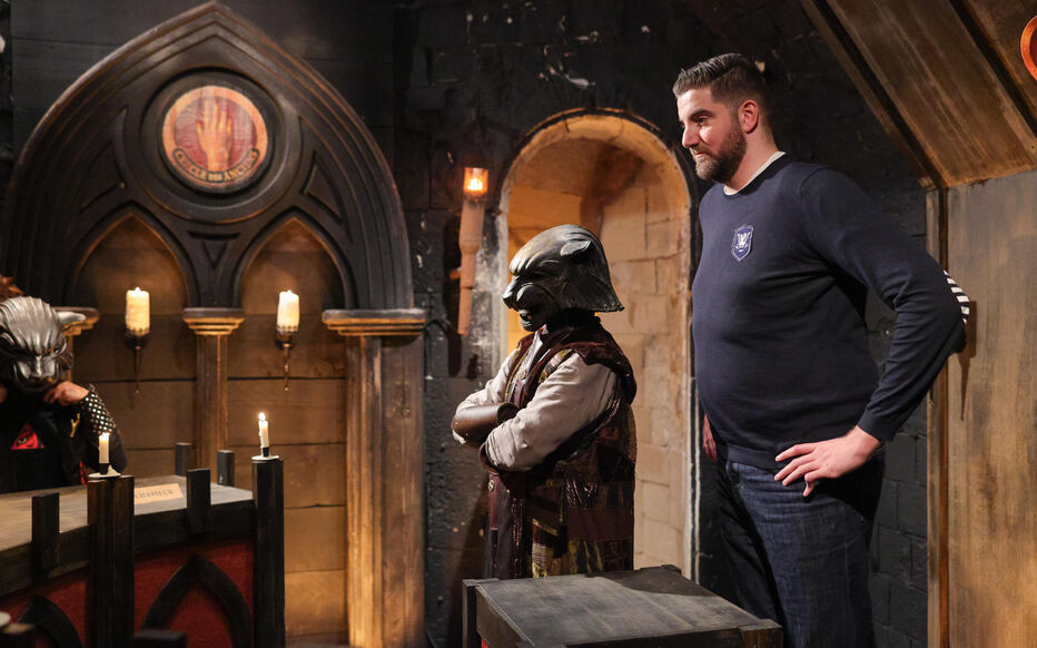 Fort Boyard&nbsp;: pourquoi le prochain animateur sera scrut&eacute; comme jamais