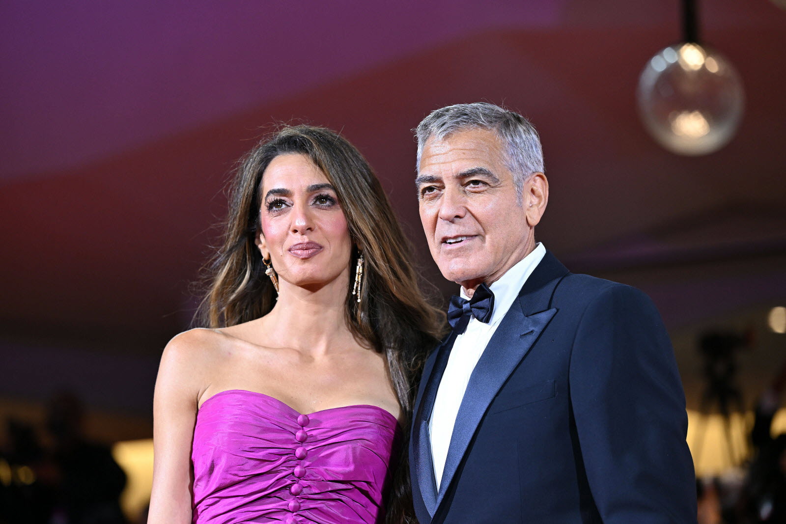 Amal Clooney à bout ? Ce détail du quotidien de George qui complique leur nouvelle vie française