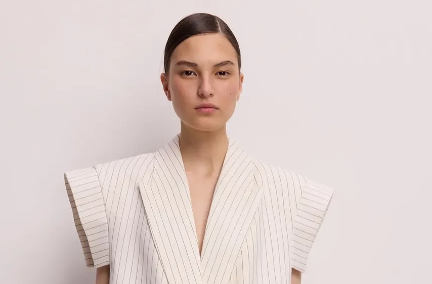 femme-veste-blanche-rayures