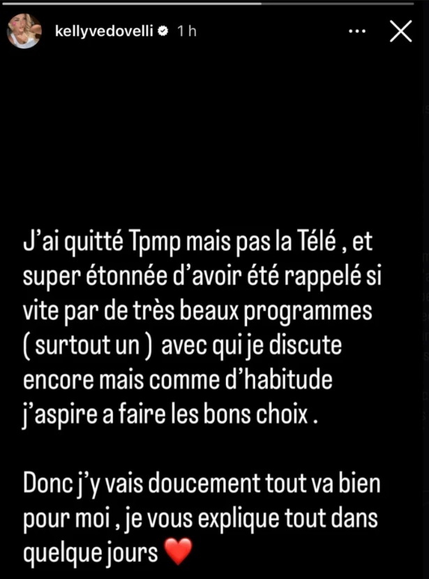 Kelly Vedovelli pr&ecirc;te &agrave; revenir &agrave; l&rsquo;&eacute;cran, mais sans Cyril Hanouna