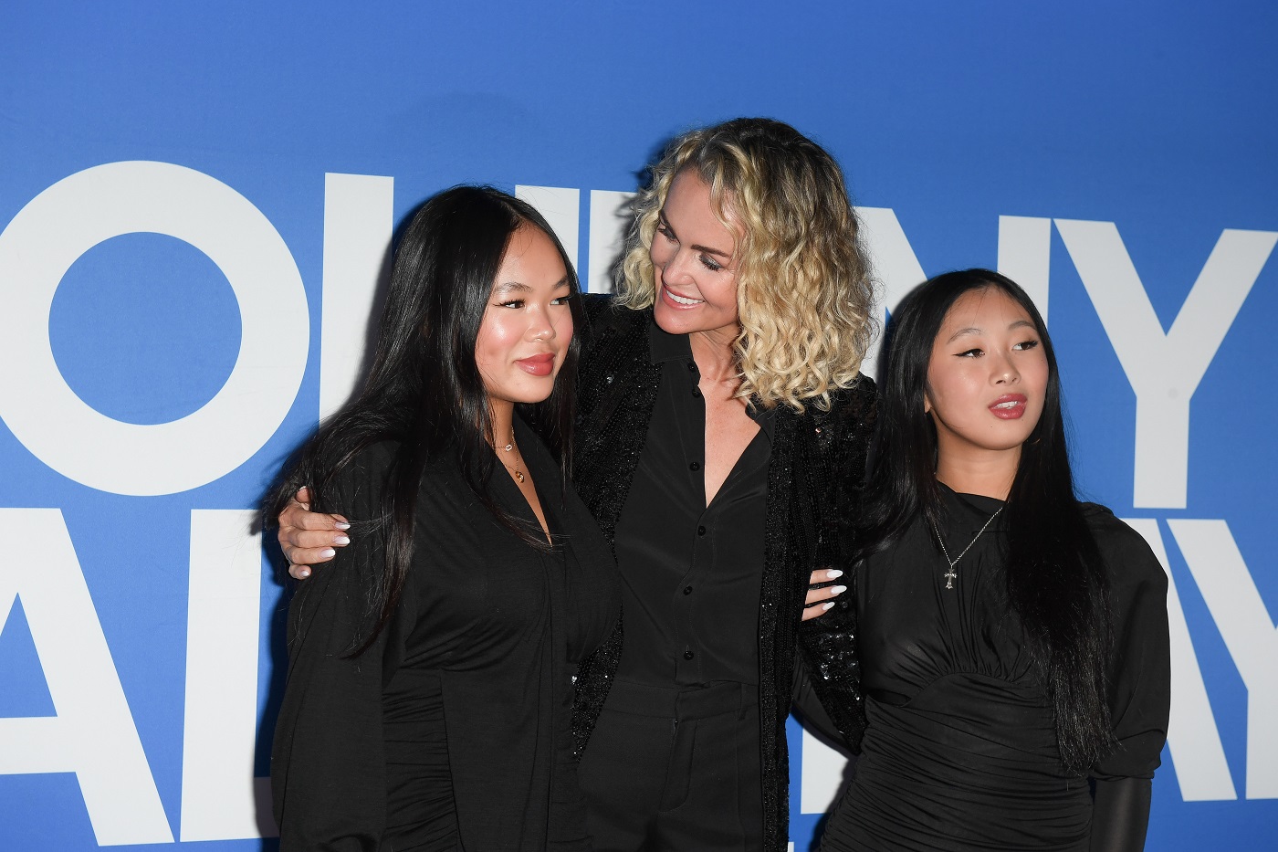 Huit ans sans Johnny : les mots déchirants de Jade Hallyday font fondre les internautes