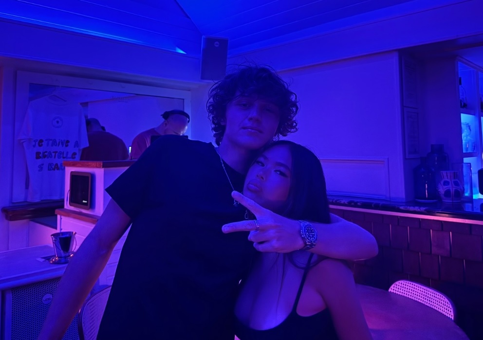 Je t’aime de tout mon cœur : Jade Hallyday s’adresse à Johnny dans un texte d’une rare émotion