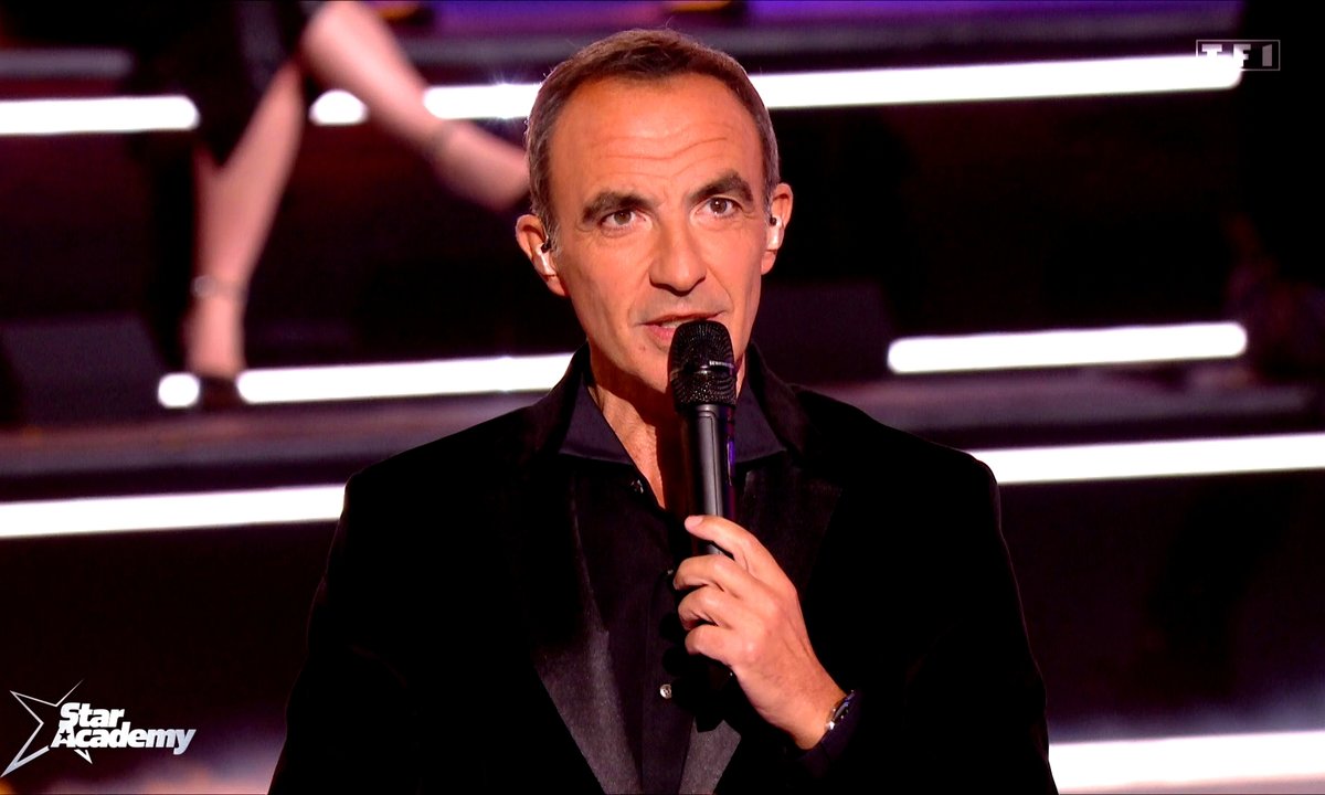 Star Academy : ce moment de gêne entre Léa et Nikos Aliagas qui a tout changé au château