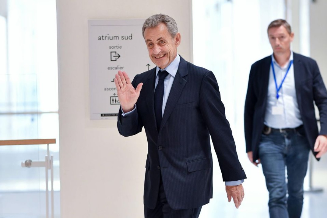 Nicolas Sarkozy libéré de son bracelet électronique : ce que dit vraiment la loi