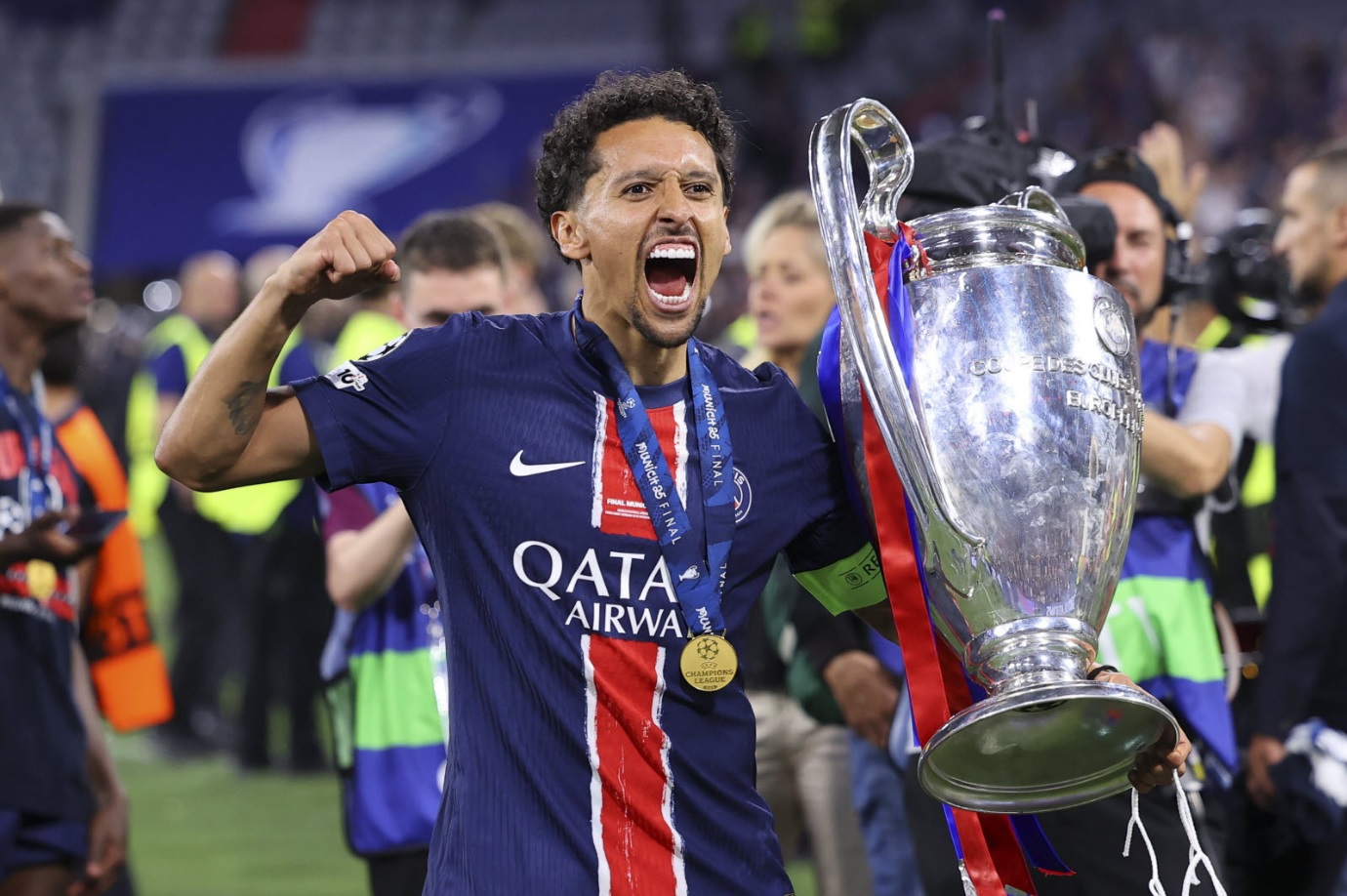 PSG : la photo de Maëva Coucke avec Marquinhos qui enflamme les réseaux