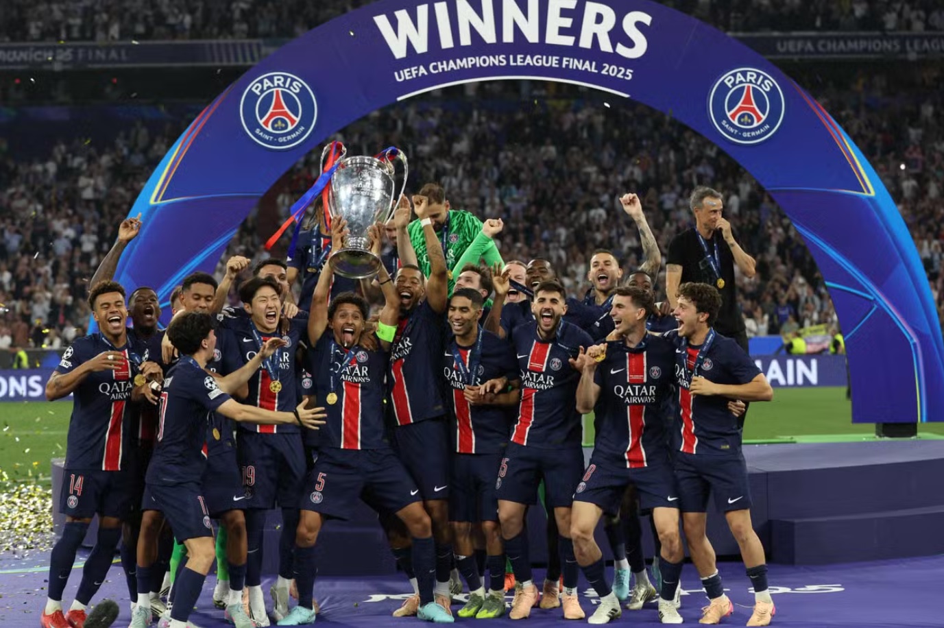 Un joueur du PSG sort du silence après avoir réglé une dette colossale à son ex-épouse
