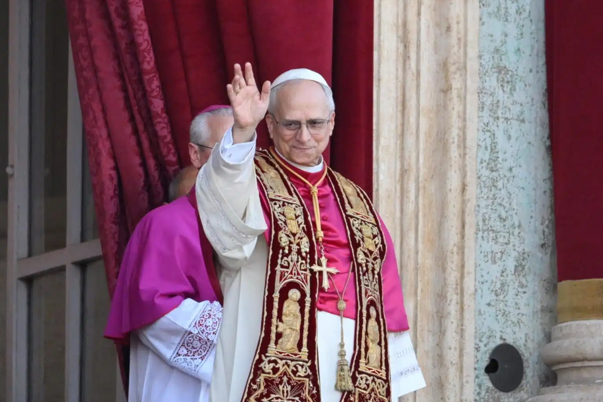 La polémique autour du nouveau pape Robert Francis Prevost