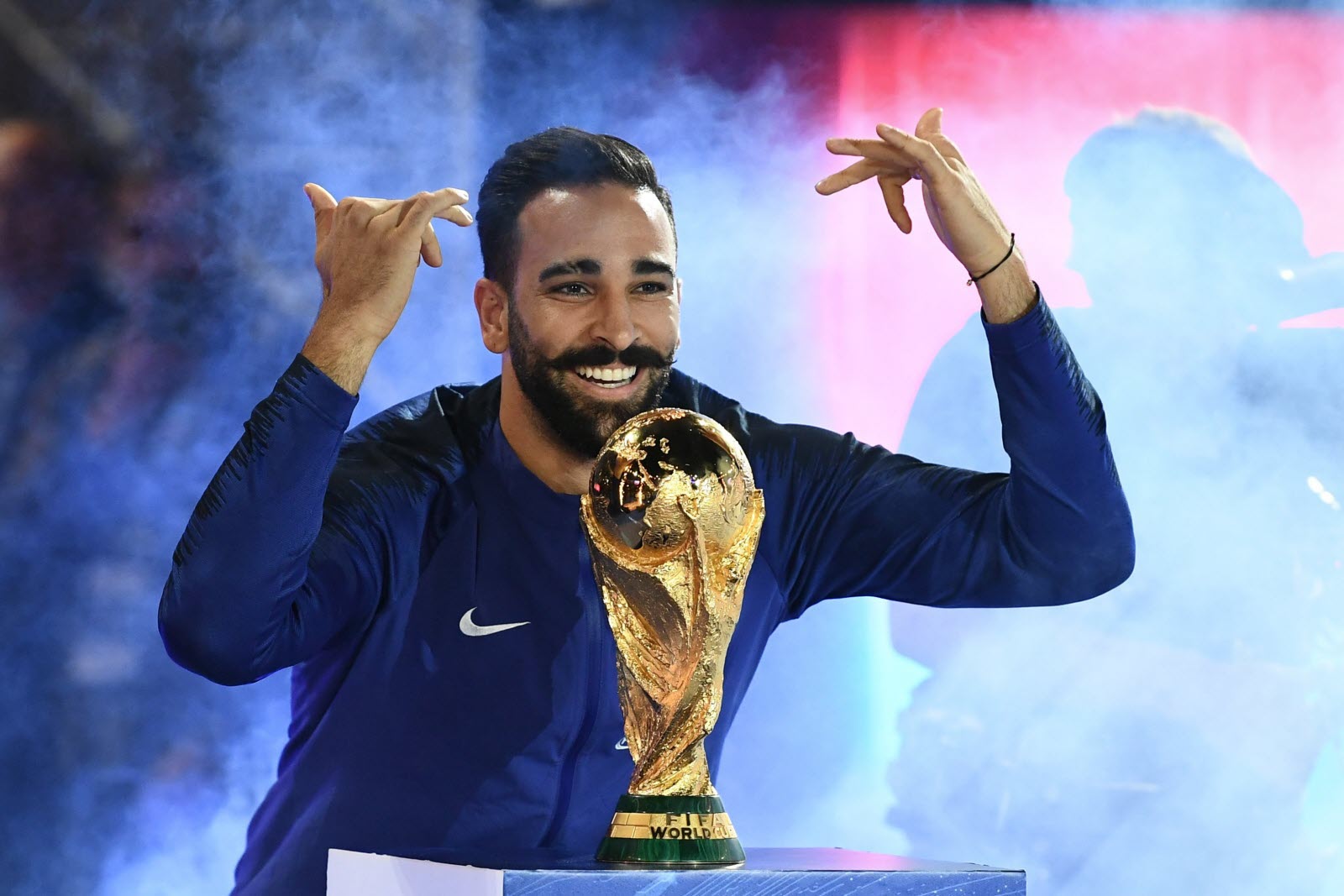 Adil Rami : sa fugue étonnante d’un dîner officiel à l'Elysée