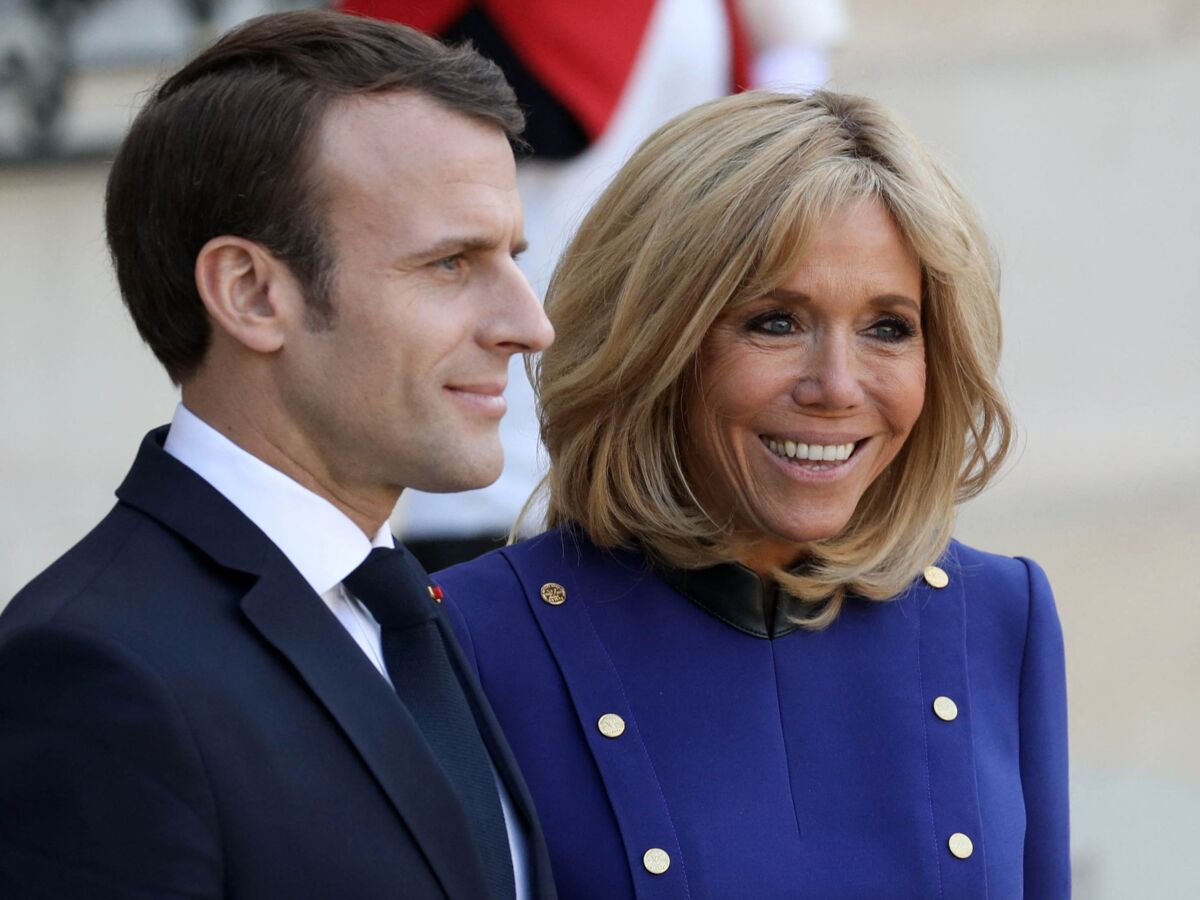 Emmanuel Macron recadré par Brigitte ? Un proche balance