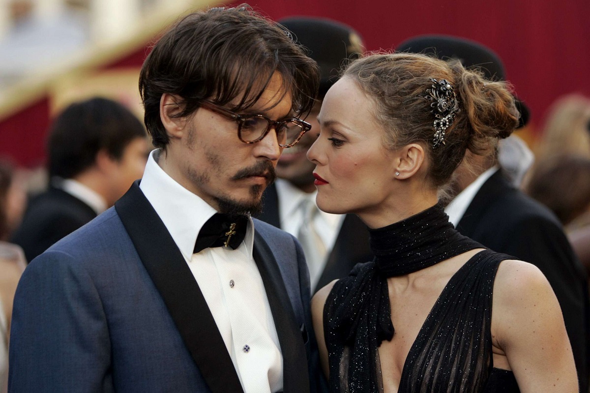 Jack Depp serveur incognito à Paris : la double vie inattendue du fils de Vanessa Paradis