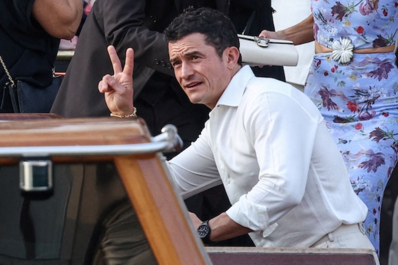 Orlando Bloom sans Katy Perry au mariage de Jeff Bezos et Lauren Sanchez