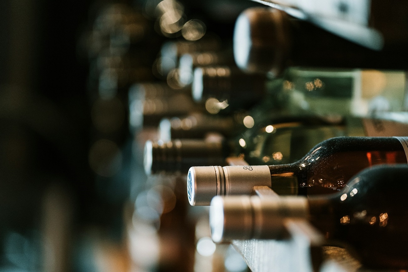 Vins et spiritueux français menacés : les États-Unis imposent 15 % de droits de douane