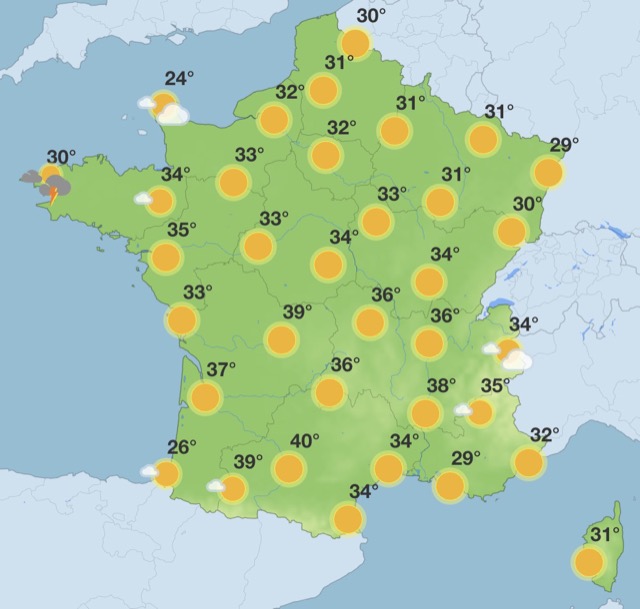 Canicule record jusqu'à 42 °C annoncés : où va-t-il faire le plus chaud et comment tenir sans souffrir ?