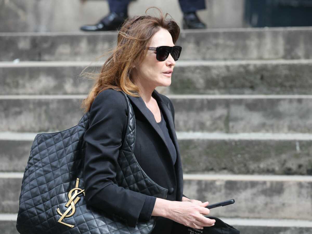 Repose en paix : Carla Bruni en deuil, ses adieux émouvants à cet homme qui a beaucoup compté dans sa vie