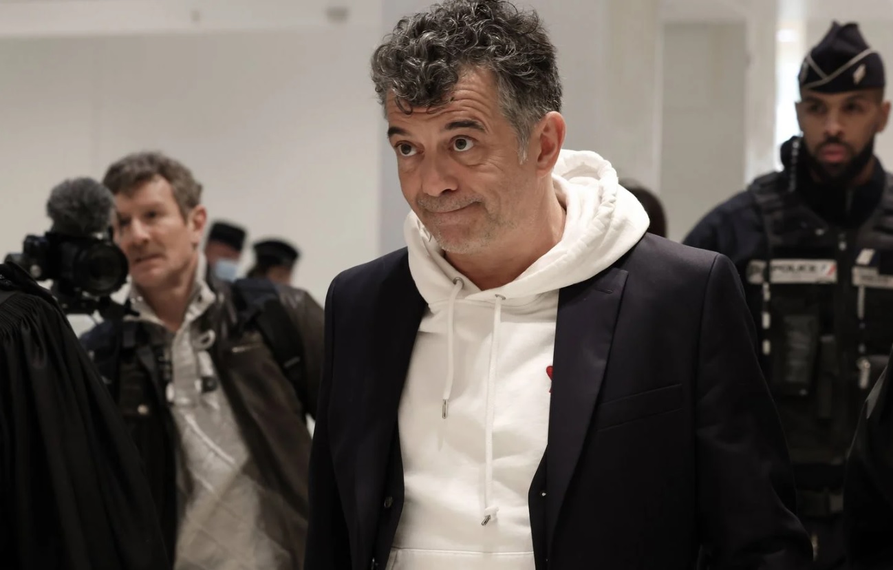 Stéphane Plaza dévoile une photo intime avec l'homme de sa vie et un nouveau look