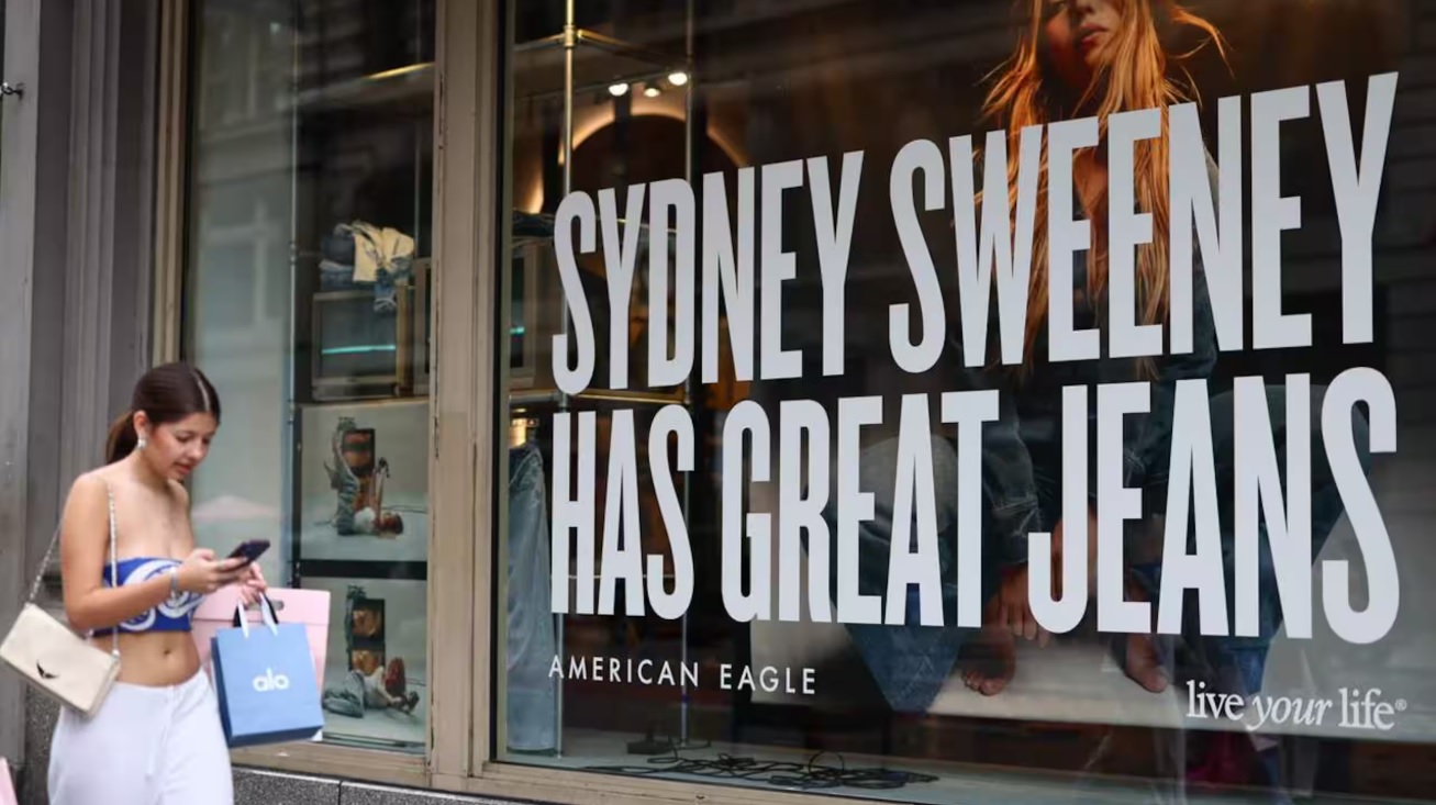 American Eagle s’envole en Bourse après le soutien très politique de Donald Trump à Sydney Sweeney