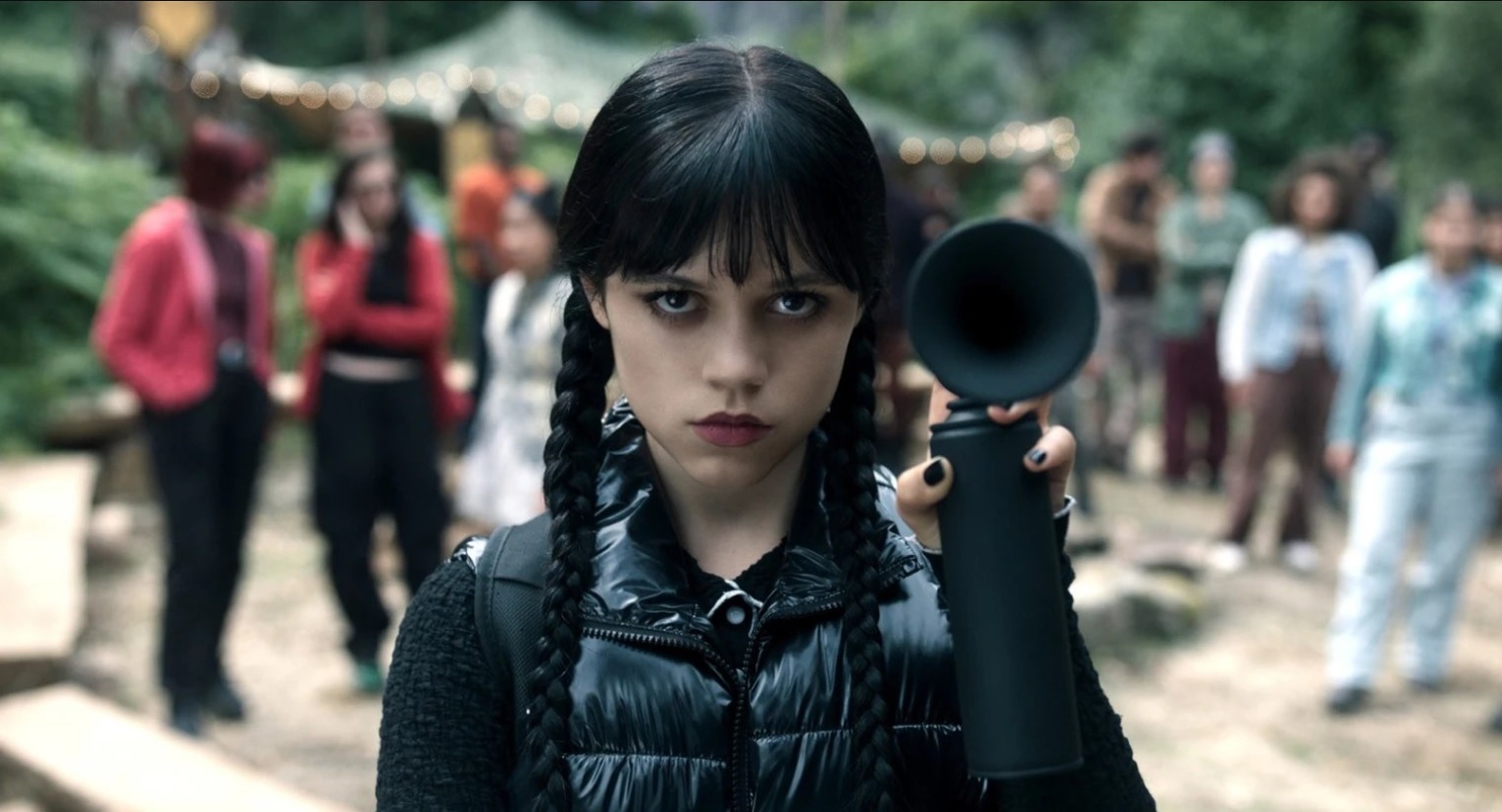 Mercredi saison 2 : ce qu’il faut absolument retenir avant de regarder les nouveaux épisodes