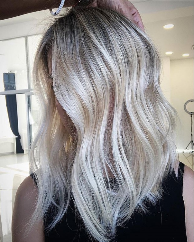 coloration-blond-polaire-10