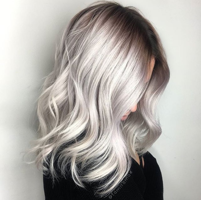 coloration-blond-polaire-4
