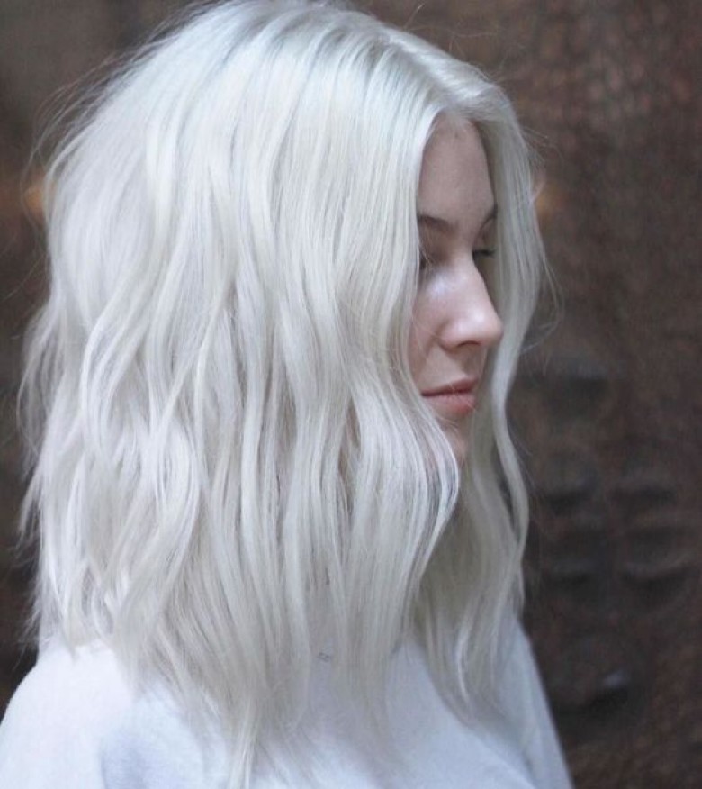 coloration-blond-polaire-9