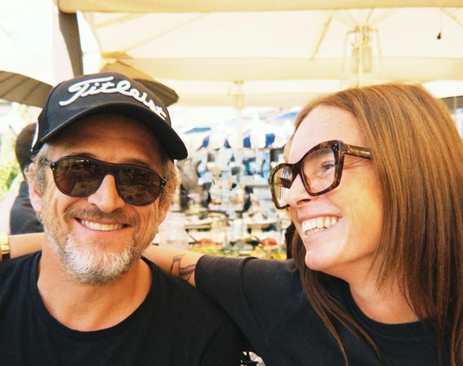 Après Marion Cotillard, Guillaume Canet s’affiche complice et tout sourire dans les bras d'une autre