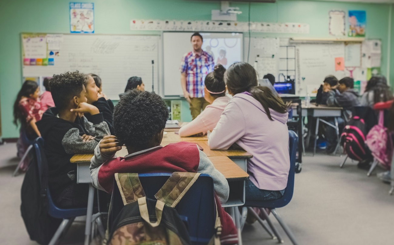 Au moins un professeur absent dans 55 % des collèges et lycées : la pénurie de professeurs frappe encore