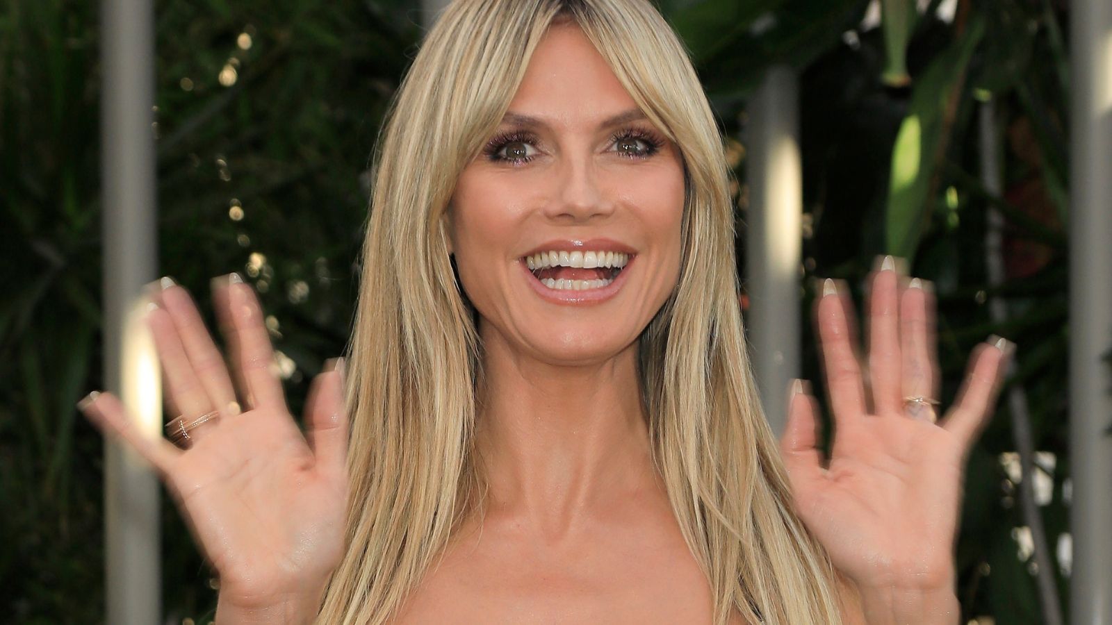 Heidi Klum ose la nudité intégrale à 52 ans dans un shooting de rêve à Saint-Barthélémy