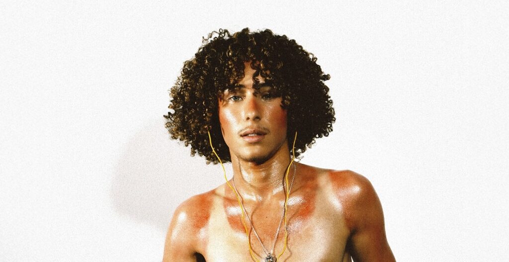 Masséo dévoile la pochette de son EP S.E.X. : un choix qui divise les fans de la Star Academy
